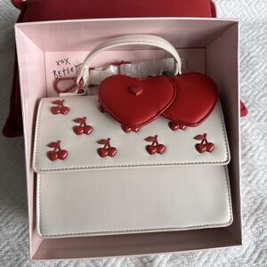 NWT BOXED BETSEY JOHNSON XOMYLO CROSSBODY BAG SATCHEL W CHERRY CHARM